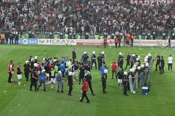 TFF’den Olaylı Elazığspor – Vanspor FK Maçına Ceza Yağdı: Disiplin Kurulu Kararını Açıkladı